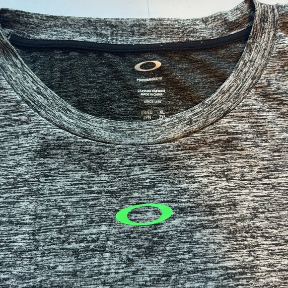 Oakley Gray Long Sleeve Tee with Green Accents - Picture 2 of 6